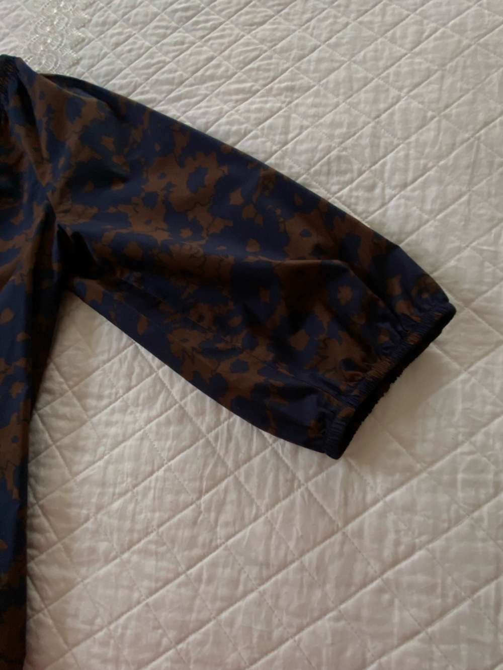 Time and Tru Navy and Brown Floral Boho Cottagecore Button-Down Blouse Size M - Picture 10 of 15